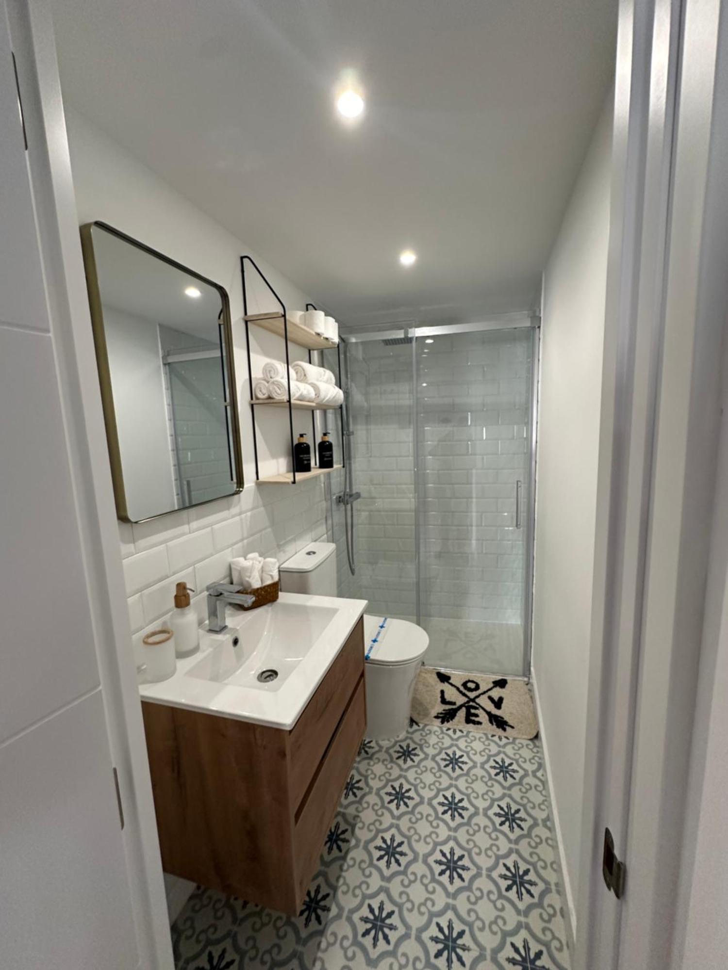 Apartamentos Urbanin I Plaza Ayuntamiento Cudillero Luaran gambar