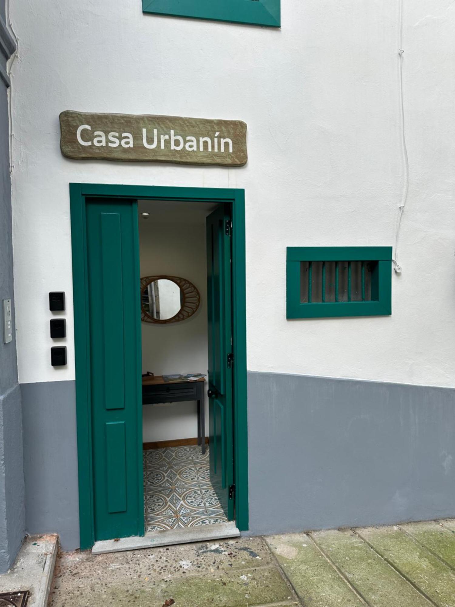 Apartamentos Urbanin I Plaza Ayuntamiento Cudillero Luaran gambar