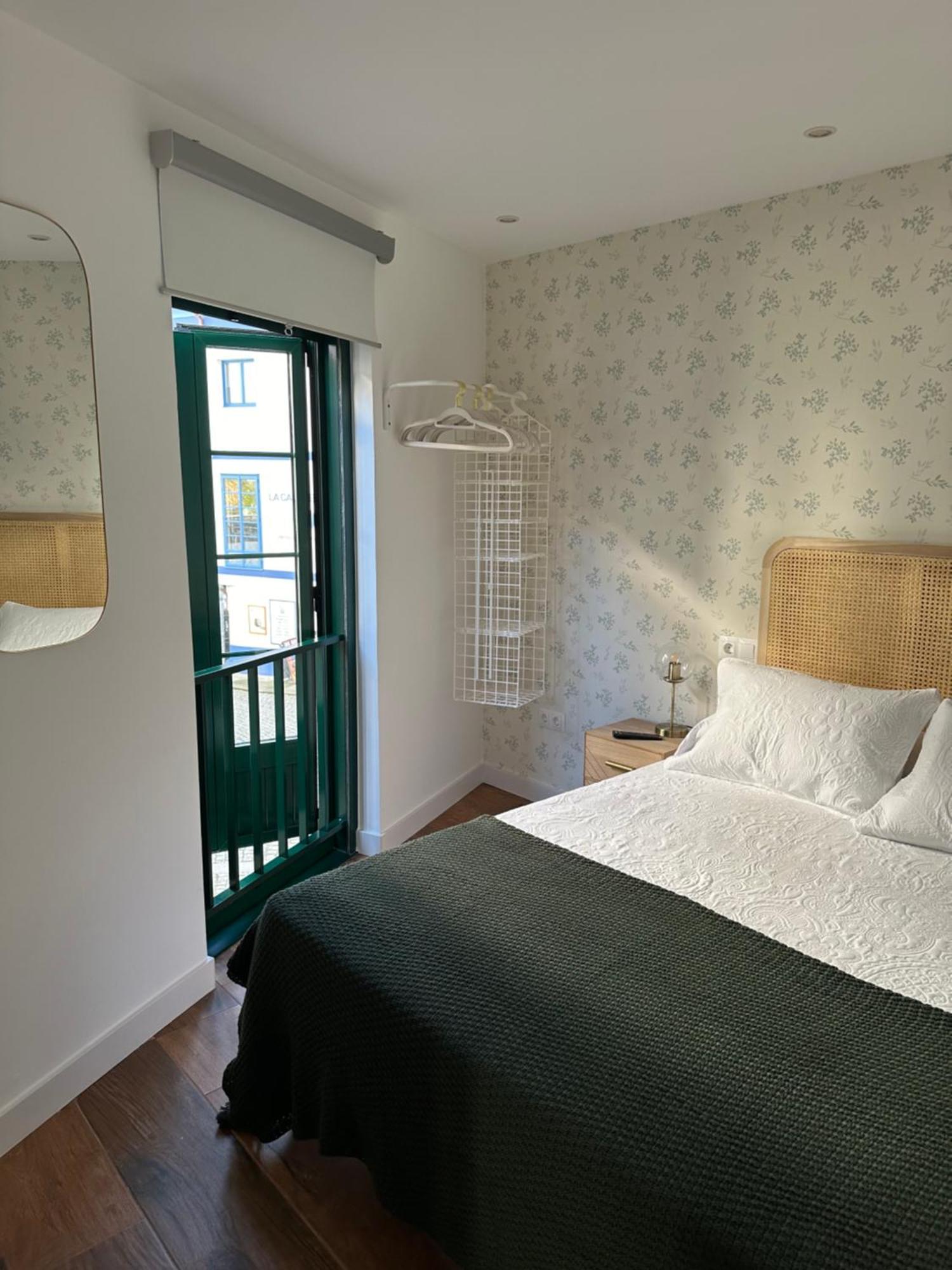 Apartamentos Urbanin I Plaza Ayuntamiento Cudillero Luaran gambar