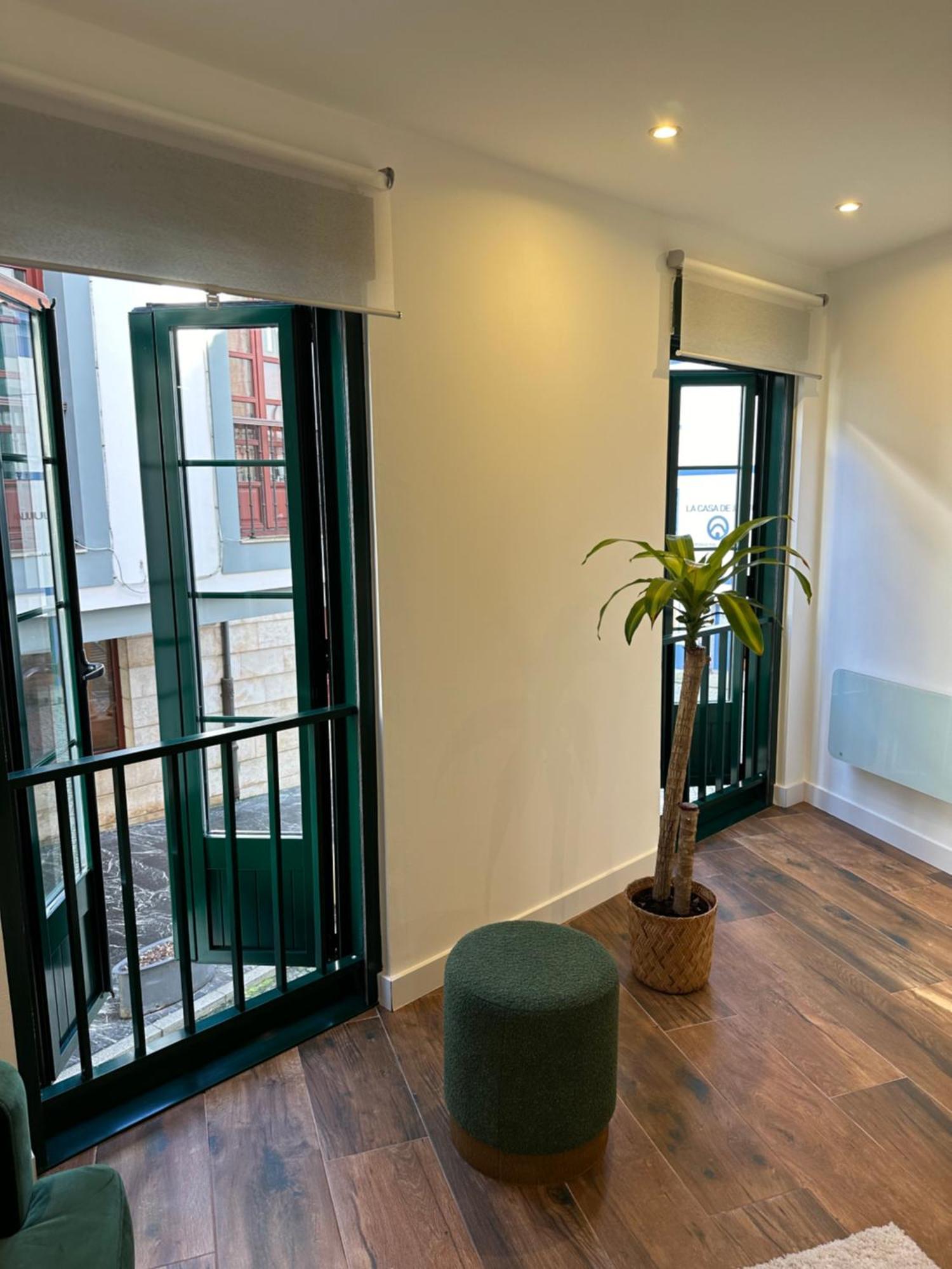 Apartamentos Urbanin I Plaza Ayuntamiento Cudillero Luaran gambar