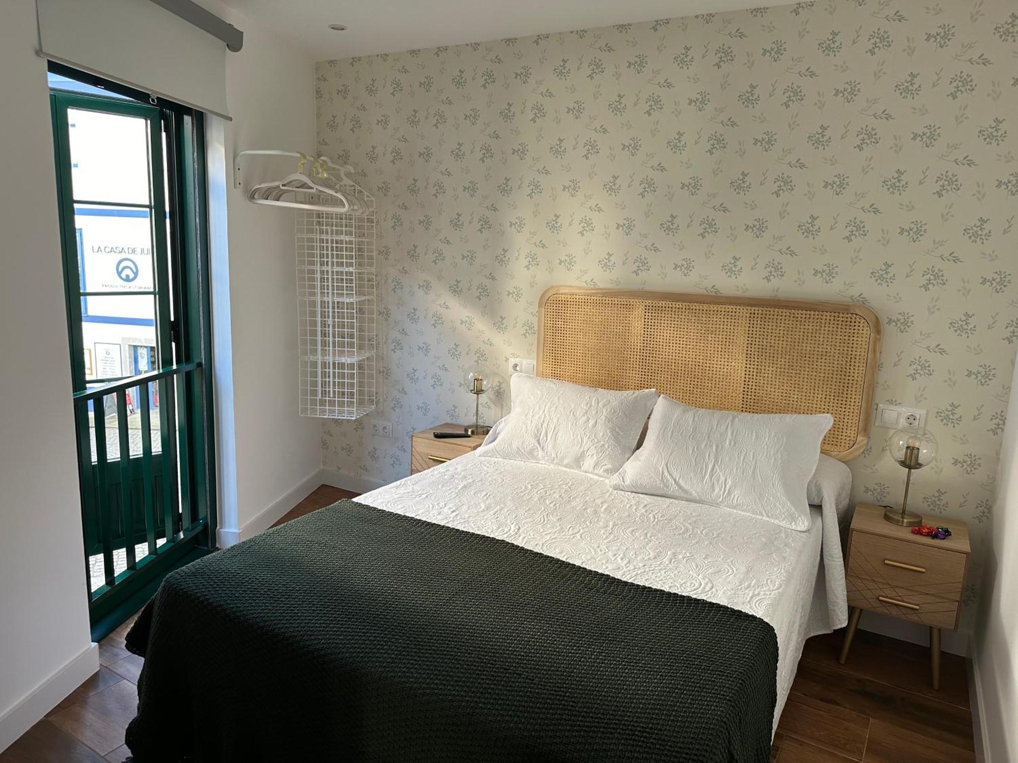 Apartamentos Urbanin I Plaza Ayuntamiento Cudillero Luaran gambar